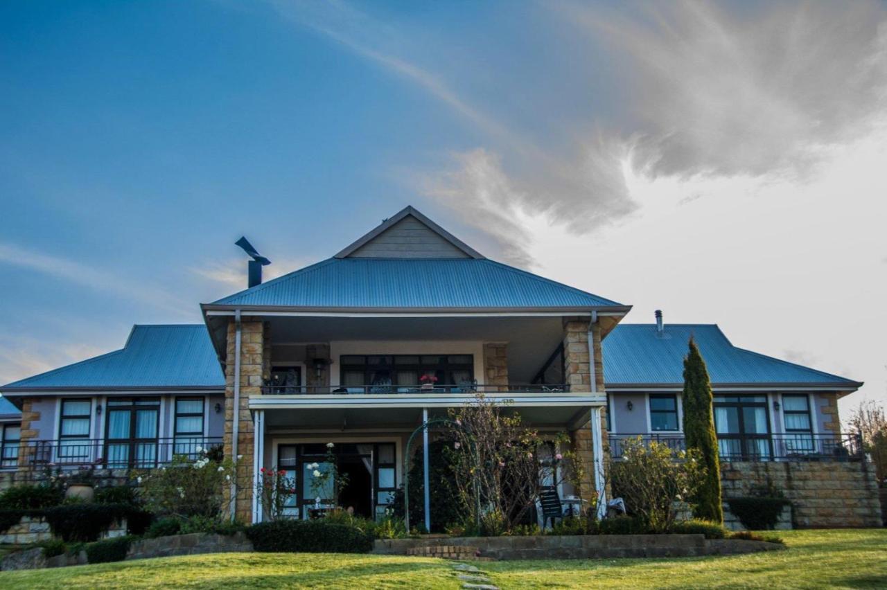 Jovali Clarens Hotel Bagian luar foto