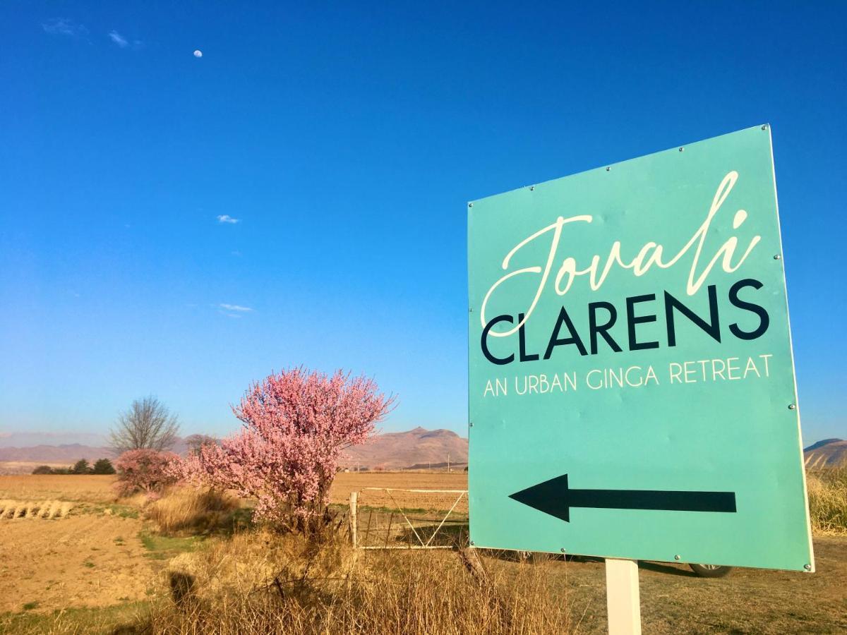 Jovali Clarens Hotel Bagian luar foto