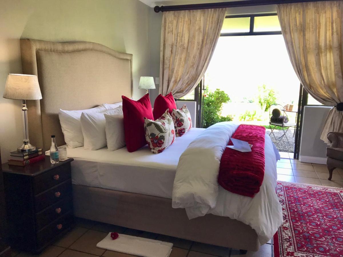 Jovali Clarens Hotel Bagian luar foto